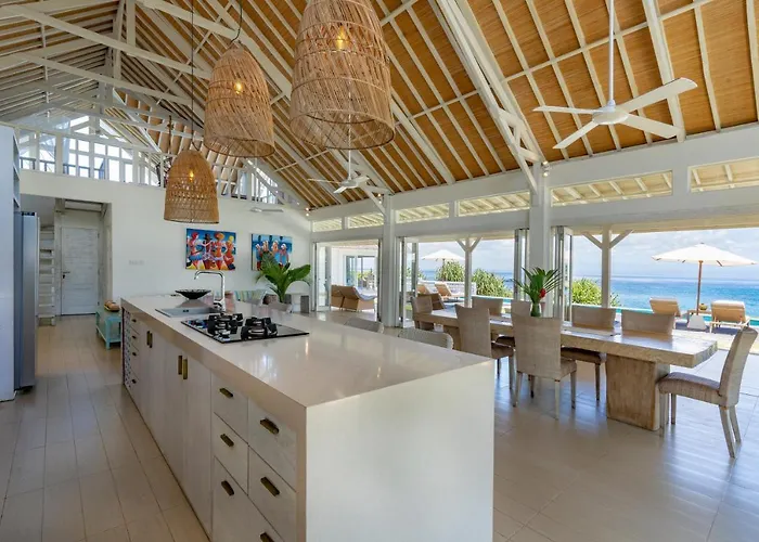 Casa Del Mar نوسا ليمبونغان